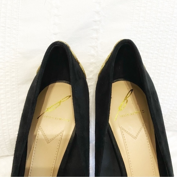 NWT BRIAN ATWOOD B-RAJA BLACK GOLD EMBROIDERED SUEDE PEEP TOE HEELS - 9 - Picture 7 of 10
